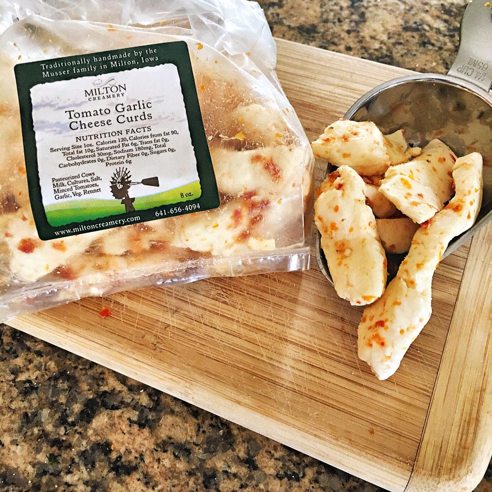 Tomato Garlic Cheese Curds